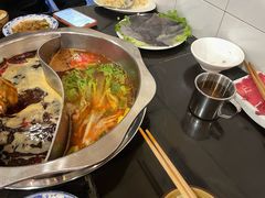 -重庆风光老灶火锅城(同德广场店)