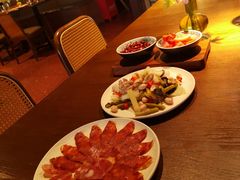-肆海小川菜酒馆Wine Bistro (青年路店)