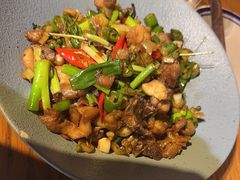 -蜗牛的家旅行主题云南菜餐厅.小酒馆(护国寺店)