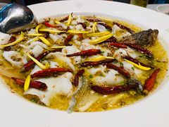 -渔语鱼酸菜鱼新川菜(来福士店)