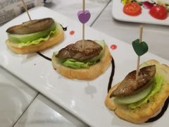 -HuaTa 花榻·花忆西葡餐厅(虹桥南丰城店)