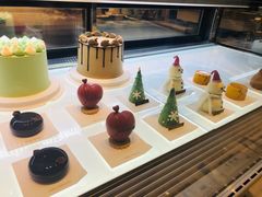 -Fridi Patisserie Cafe