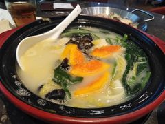 -港丽餐厅(高德置地店)