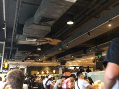 大堂-大头虾越式风味餐厅(光明广场店)