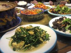 -快乐老家三鲜饺子东北菜(南六中路店)