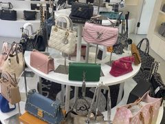 -六六奢品·vintage中古·回收二手奢侈品包包手表首饰(环球港店)