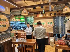 -云阿蛮云南生烫牛肉米线(奉贤路店)