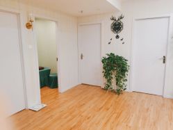 -萱草产后康复催乳中心(江宁万达店)