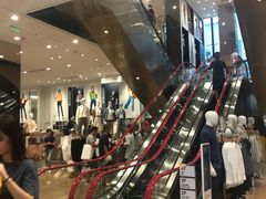 -优衣库(深圳万象天地旗舰店)
