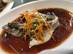 -梓檚中餐厅湖北菜小龙虾武昌鱼排骨藕汤(黄鹤楼店)