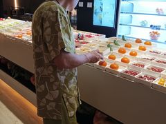 -涨巢·潮玩水疗局