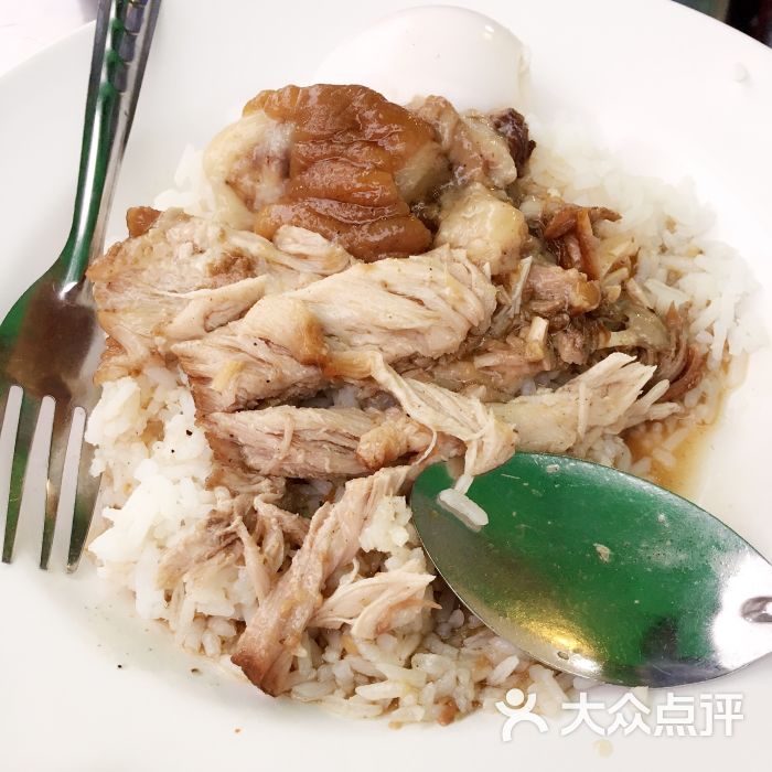 凤飞飞猪脚饭图片 - 第1张
