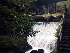-夏霖九天银瀑风景区
