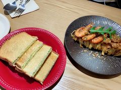 -HELLO 27 意面·沙拉·帕尼尼