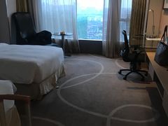 -上海虹桥西郊假日酒店