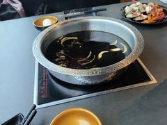 -牛武士寿喜烧·和牛火锅自助(全球首店)