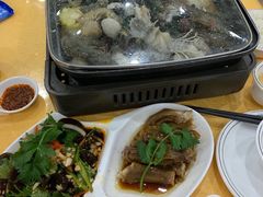 -鹏城人家海鲜酒家·23年老字号(较场尾店)