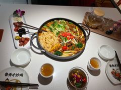 -鲁秀才炒鸡(龙湖西溪天街店)