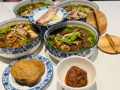 -镇南锅盖面馆(解放路店)