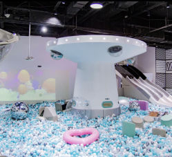 -MINI MARS KIDS CLUB亲子家庭中心(长宁天山店)