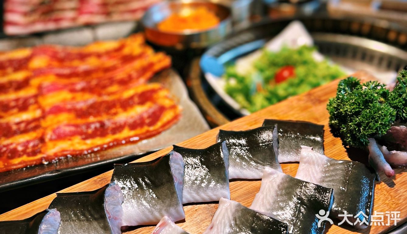 烤肉天花板|火炉家黑牛店