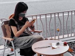 -SAFARI COFFEE