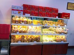 面包甜点陈列柜-生活林(河北路店)