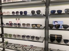 -潘多拉眼镜·蔡司依视路明月(潘家园店)