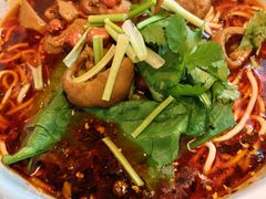 肥肠面-重庆老字号·吴抄手·高豆花(T3航站楼店)