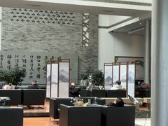 -成都中升之星奔驰4S店