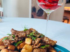 风味馕炒肉-龟兹KUCINA·新疆菜(前滩L+PLAZA店)