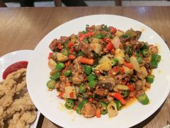 -本来川菜(中骏广场店)