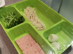 -海底捞火锅(新松江路店)