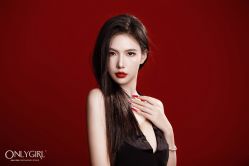 -onlygirl摄影美学馆高端定制(江滩店)