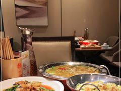 -有红鸡毛店·川菜(建设路店)