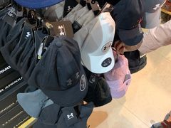 -UNDER ARMOUR(八达岭奥莱店)