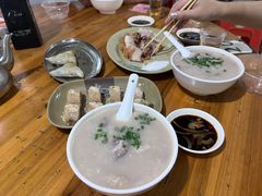 -洲心明记烧肉大粥(总店)