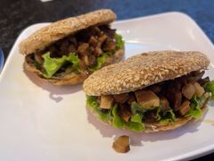 -老北京胡同味道二荤铺(酒仙桥店)