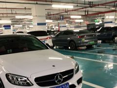 -百联中环购物广场-停车场