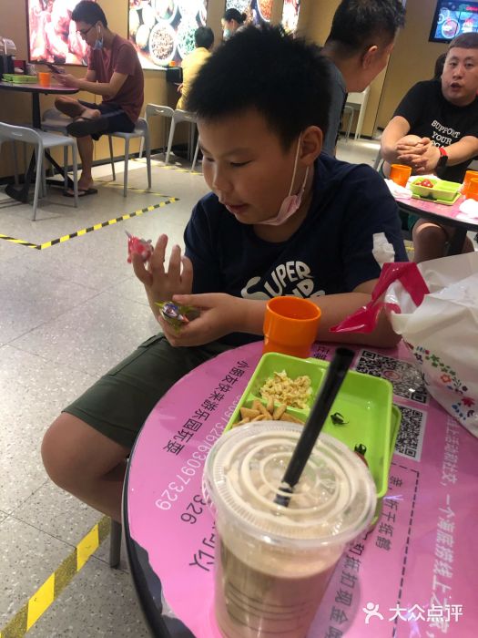 海底捞火锅(海宁路店)图片