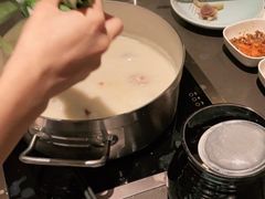 -捞王锅物料理(上海世茂广场店)