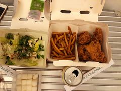 -BHC炸鸡(明洞总店)