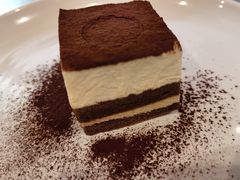 -必胜客(机场路店)