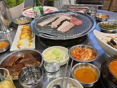-釜山火炉·海鲜烤肉(紫藤路店)