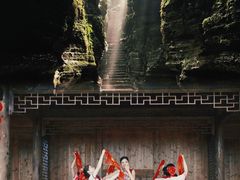 -梭布垭石林景区