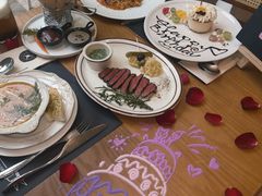 -Mark&Mars Restaurant