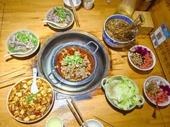 -大众跷脚牛肉馆·非遗传承单位(峨眉山店)