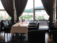 靠窗位-哈布斯扒房(华发商都店)