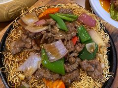 港式黑椒牛肉煎面-盏簋品味馆(沙溪店)