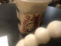 热芝麻汤圆豆豆茶-喜茶(深圳东门1234店)